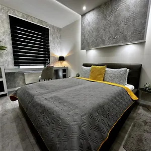 Leda Apartment